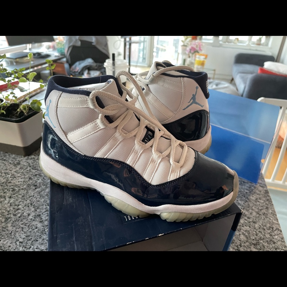Air Jordan 11 Win like 82